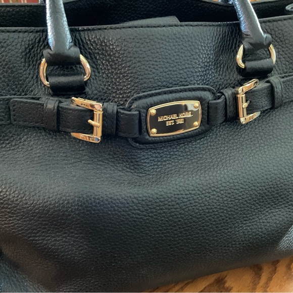 Excellent Michael Kors Hamilton Pebble Leather Shoulder/Satchel Handbag - Picture 12 of 13